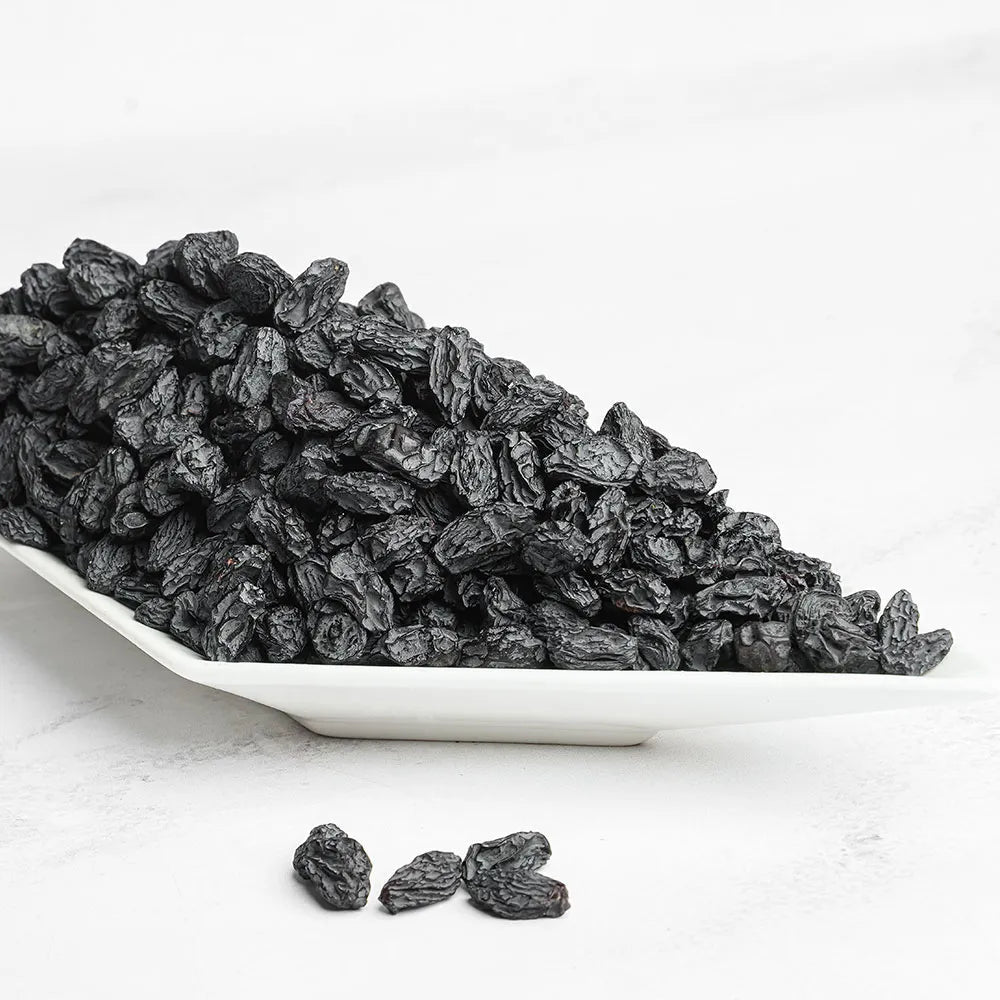 Black raisins 500gm - Agha dry fruits